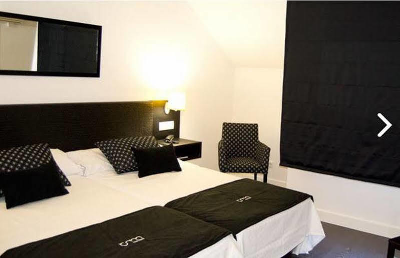 Hotel Room Pontevedra Eksteriør billede
